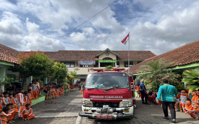 EDUKASI PENYELAMATAN KEBAKARAN BERSAMA DAMKAR BOYOLALI